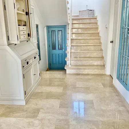 Casa Blanca Kyrenia * Vasilia