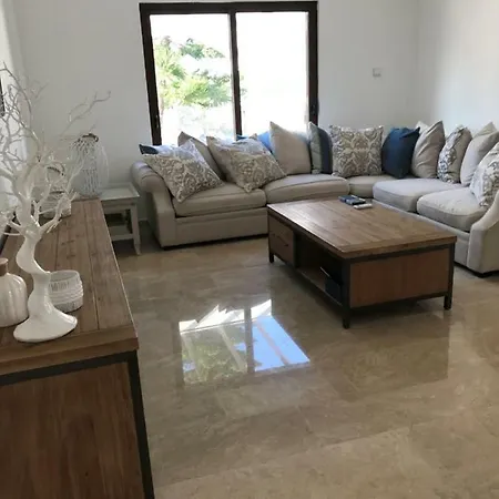 Casa Blanca Kyrenia *
